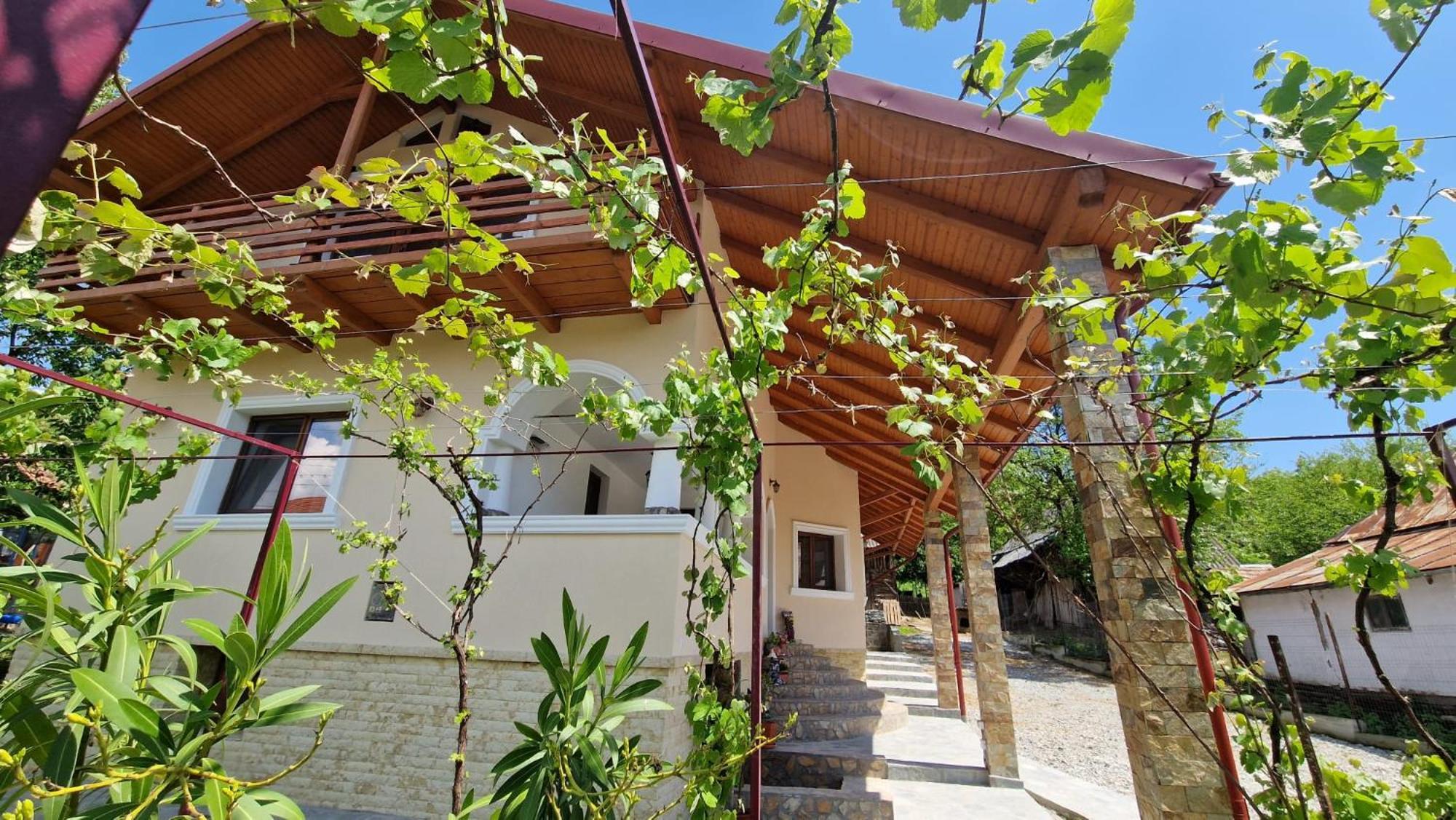 Casa Hera Călimăneşti Exterior foto